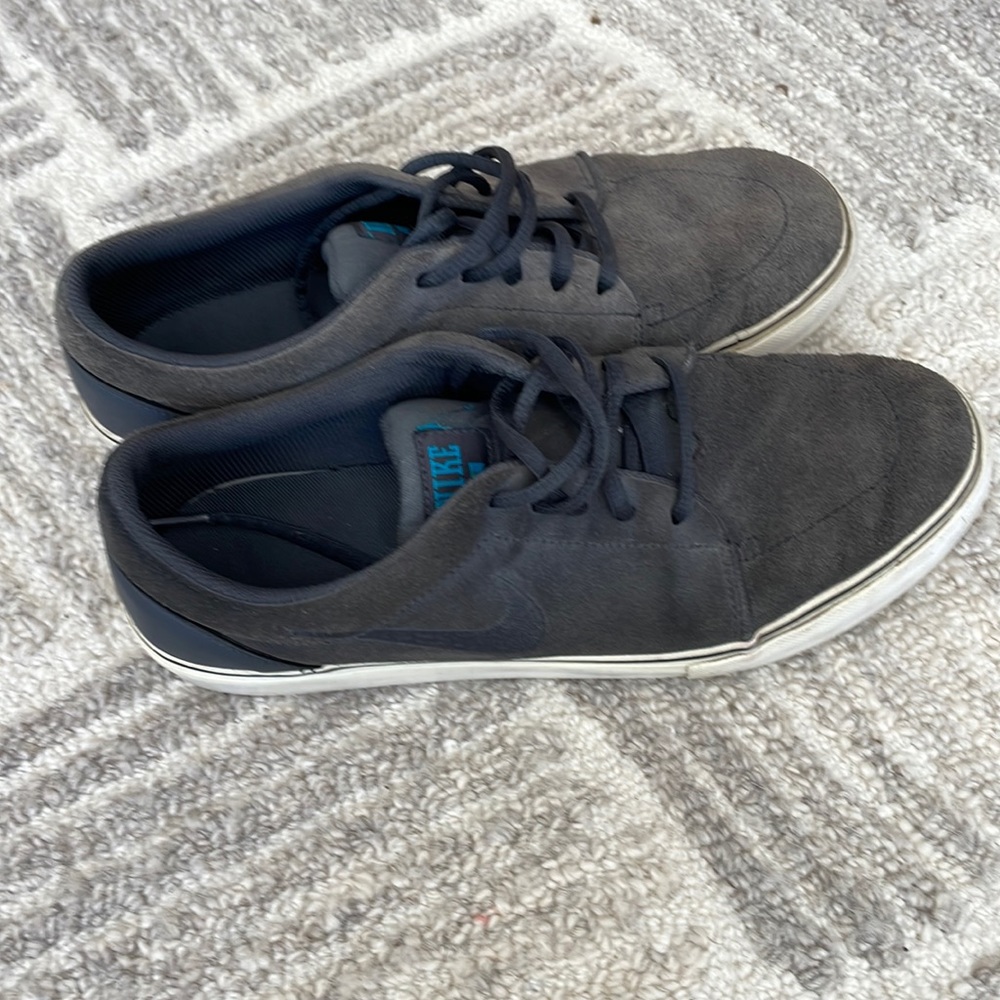Grey Nike Skate Shoe 9.5